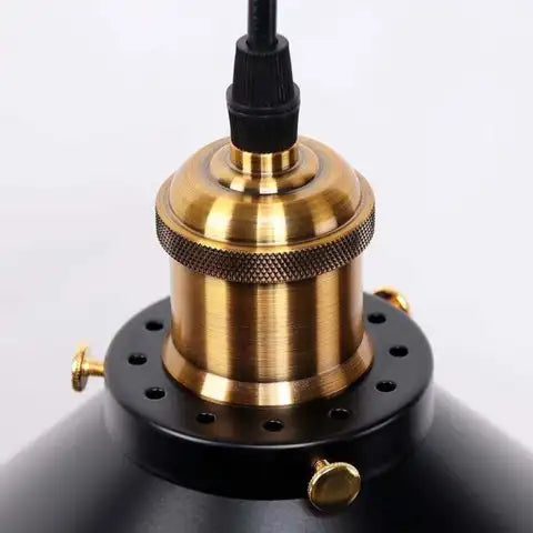 ثريا عصرية و فاخرة مصنوعة من الفولاذ المقاوم للصدأ