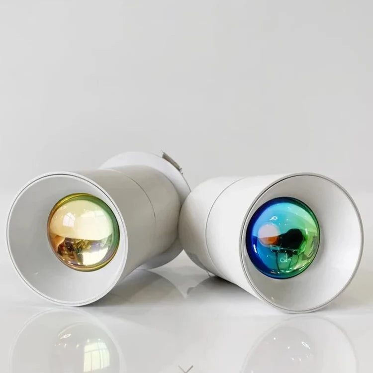 إضاءة الغروب... سرّ الدفء والجمال في صالونك